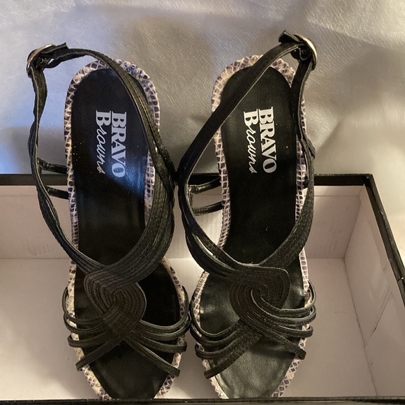 Bravo Browns Shoes - Wedge Heel Top Strap Sandals - Sz 7B - Picture 8 of 16